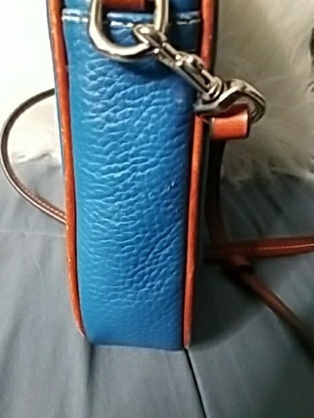 Dooney & Bourke Blue Pebbled Leather Crossbody with Brown Trim - Picture 4 of 13